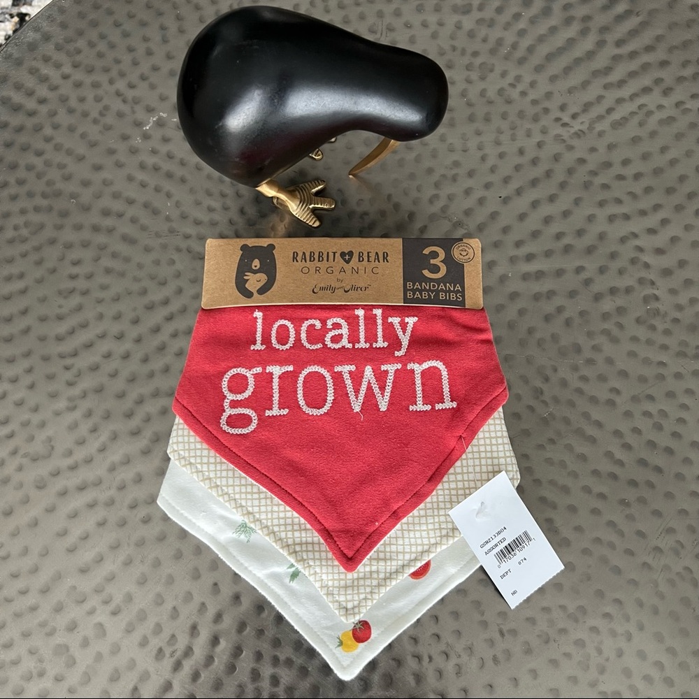 Rabbit+Bear Organic “Locally Grown” 3 Pack Bandana Bibs
